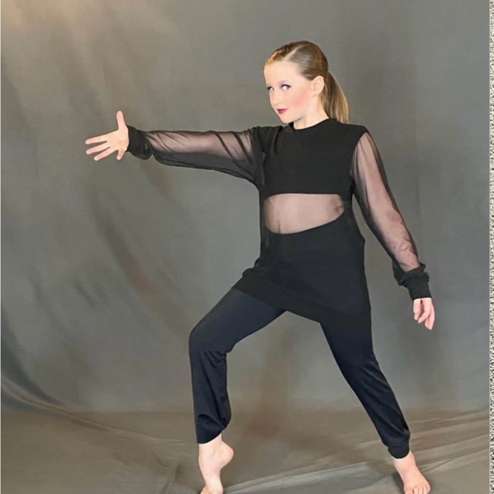 Contemporary/modern dance costume size child L